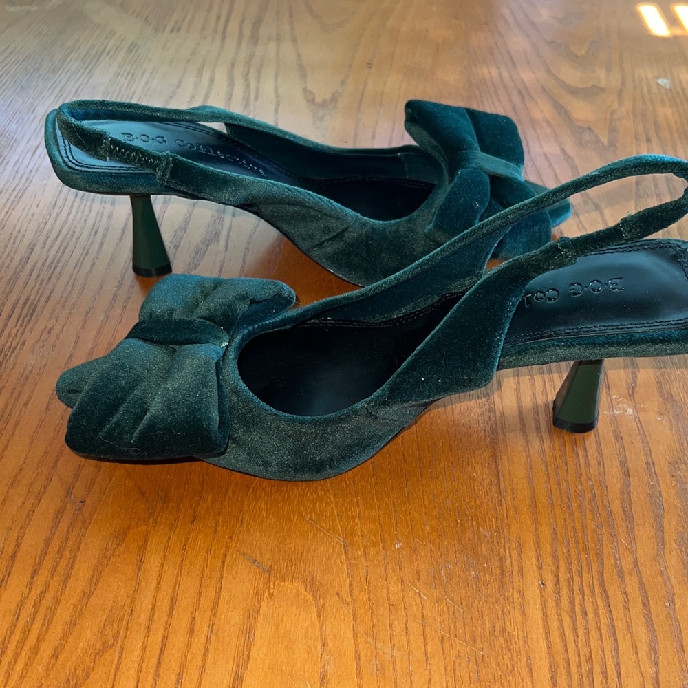 B.O.G. Collective  Green Velvet Slingback Heels size 7 - Picture 7 of 8